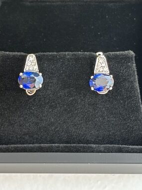 18k gold & sapphire & diamond earrings, stamped.